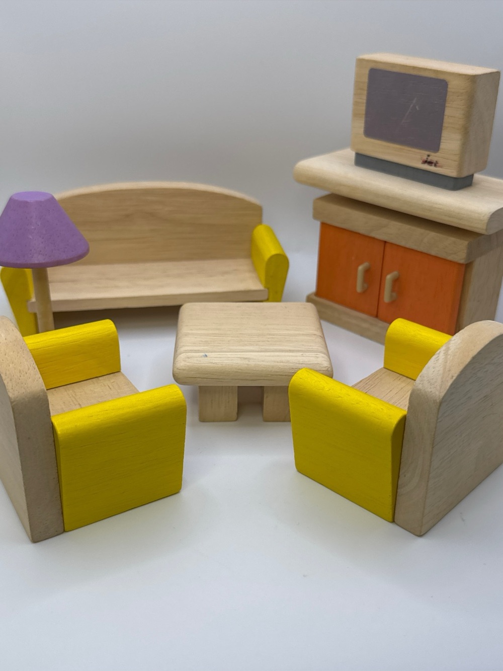 PlanToys Wooden Dollhouse Living Room Furniture Set Couch Chairs TV Lamp